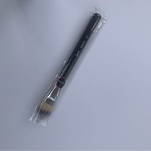 NEW! Sigma F60 Foundation Brush